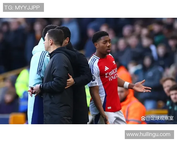 英超激战本菲卡与尤文图斯握手言和神奇扑救引发全场热议与争议判罚