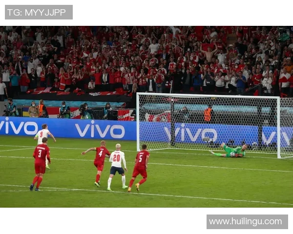 欧冠经典对决利物浦凭神扑力克曼联战术解析与精彩瞬间回顾 欧冠经典对决利物浦凭神扑力克曼联战术解析与精彩瞬间回顾